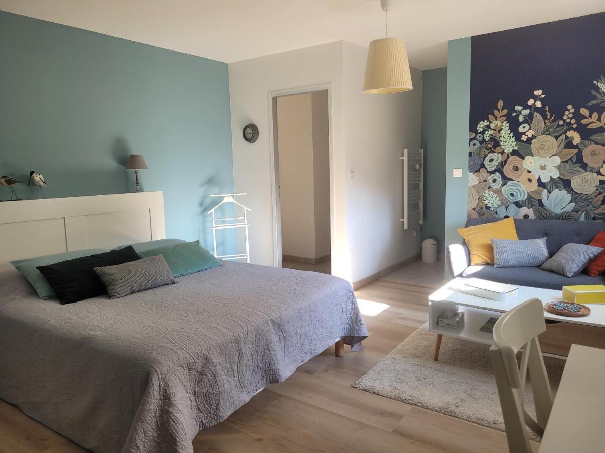 Bed and Breakfast L'Atelier 7 Saintes Exterior foto